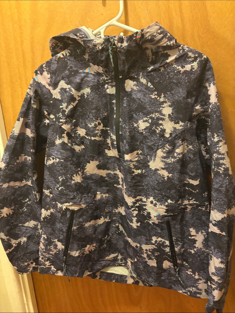 Lululemon Hooded Pullover Jacket in Navy Camo